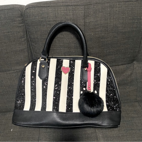 Betsey Johnson Bags Betsey Johnson Handbag Poshmark